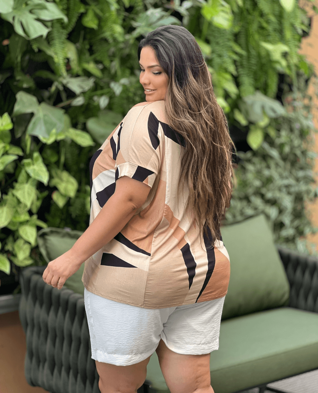 Blusa Contemporânea Plus - Antônia's Boutique